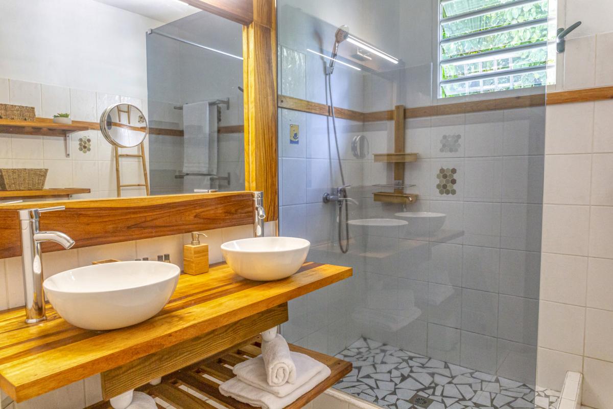 24.Location villa piscine Sainte Anne Gudaeloupe_Chb Rdc 2